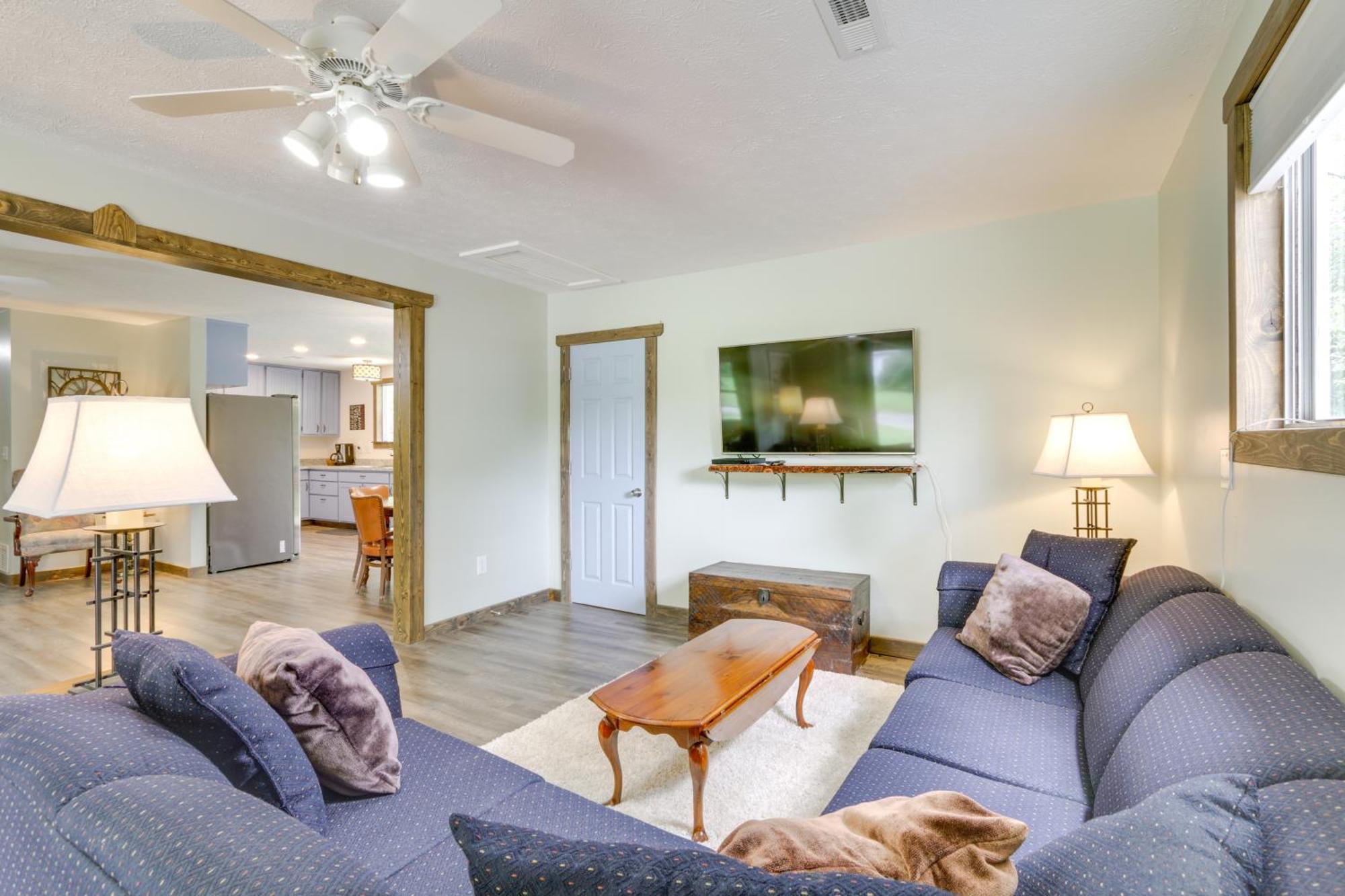Cottage With Yard And Grill About 21 Mi To Hocking Hills! Nelsonville Exteriér fotografie